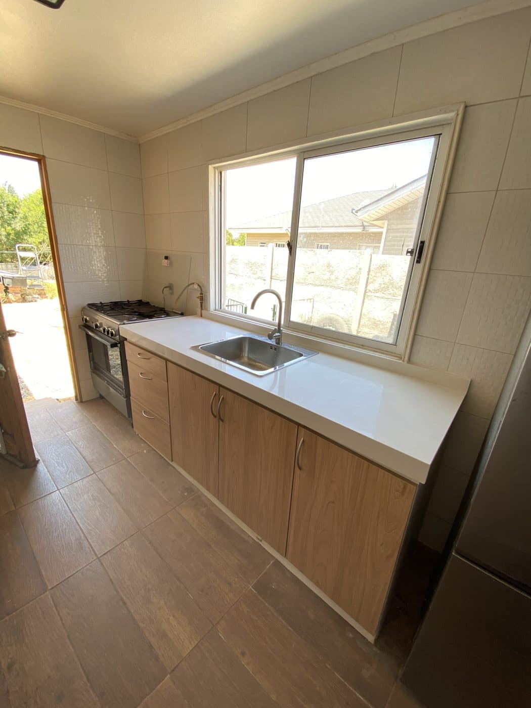 Cocina renovada cambiando solo los frentes